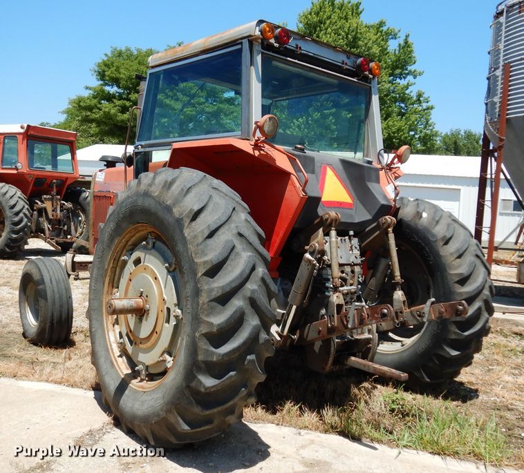 image for item DF4207 1980 Massey-Ferguson 2705  tractor
