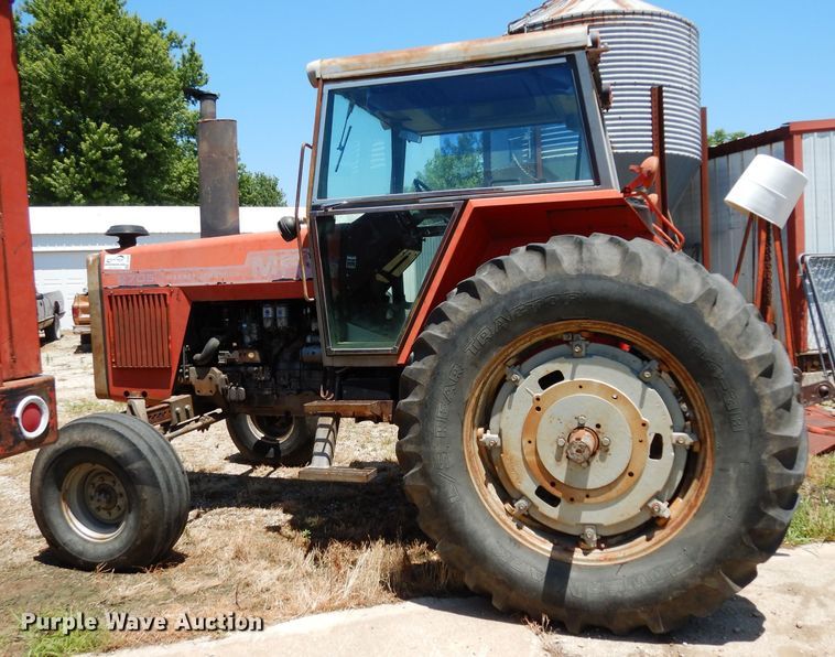 image for item DF4207 1980 Massey-Ferguson 2705  tractor