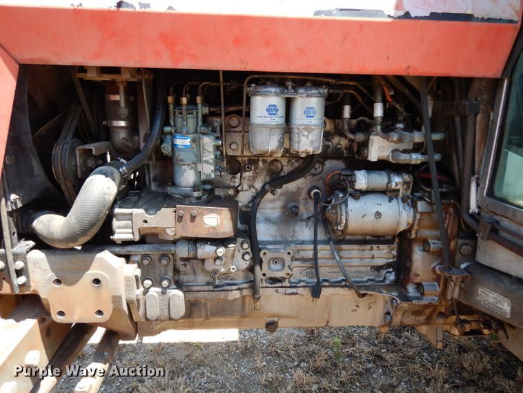 image for item DF4207 1980 Massey-Ferguson 2705  tractor