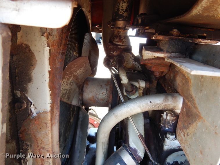 image for item DF4208 Massey-Ferguson 165  tractor