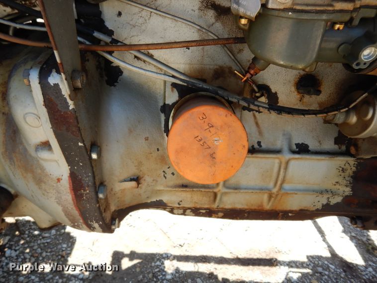 image for item DF4208 Massey-Ferguson 165  tractor