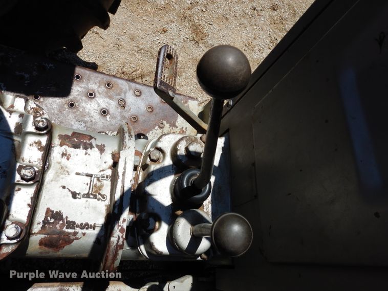 image for item DF4208 Massey-Ferguson 165  tractor