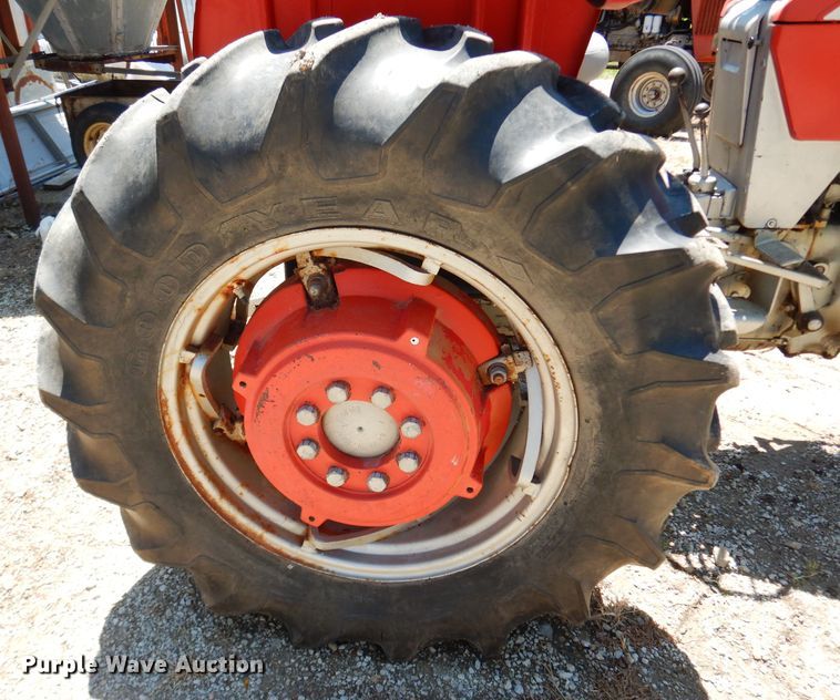 image for item DF4208 Massey-Ferguson 165  tractor