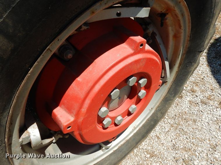 image for item DF4208 Massey-Ferguson 165  tractor