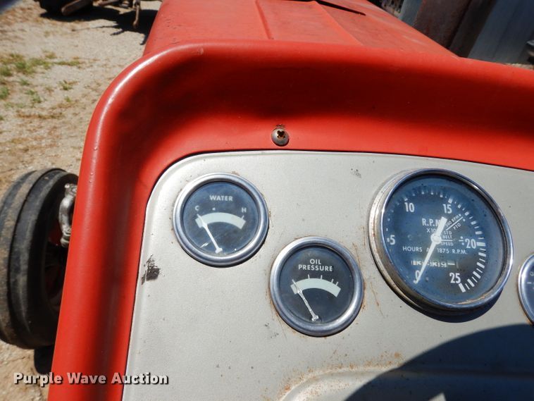 image for item DF4208 Massey-Ferguson 165  tractor