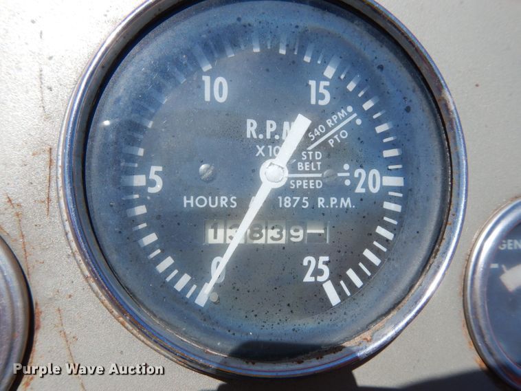 image for item DF4208 Massey-Ferguson 165  tractor