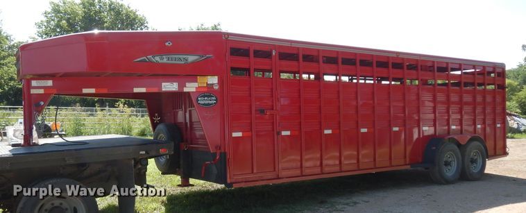 image for item DF4248 2018 Titan JR8697 livestock trailer