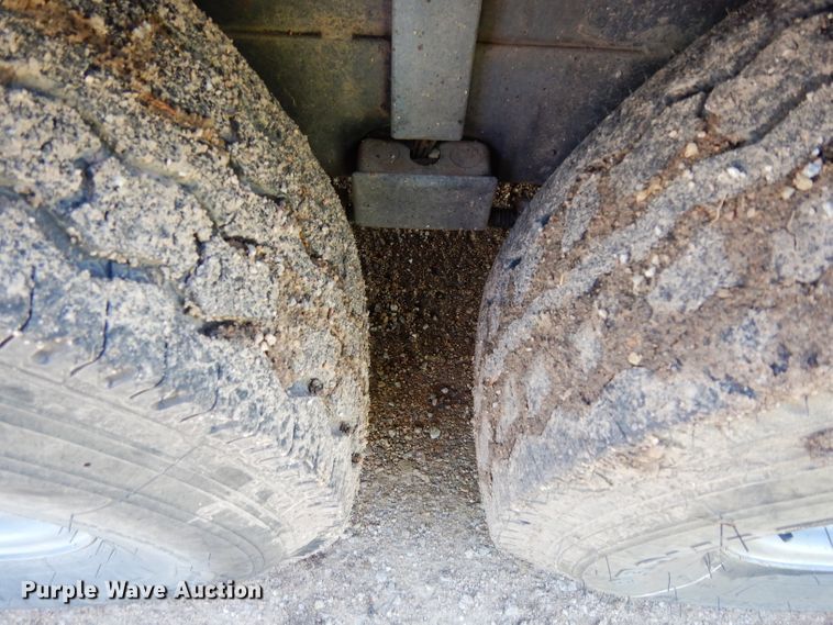 image for item DF4248 2018 Titan JR8697 livestock trailer