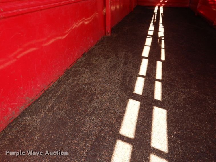 image for item DF4248 2018 Titan JR8697 livestock trailer