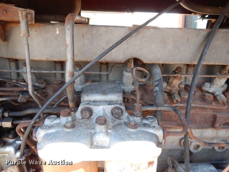 image for item DF4249 1976 Massey-Ferguson 1105  tractor