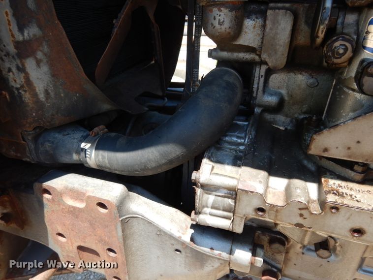 image for item DF4249 1976 Massey-Ferguson 1105  tractor