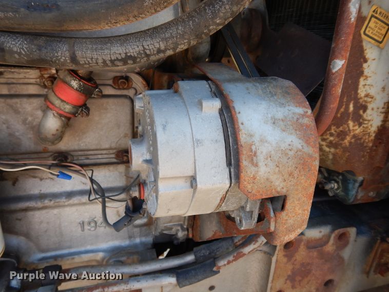 image for item DF4249 1976 Massey-Ferguson 1105  tractor