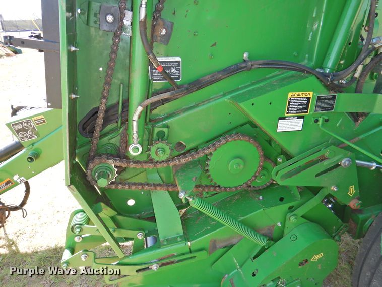 image for item DG1432 2015 John Deere 569 Mega Wide Plus  round baler
