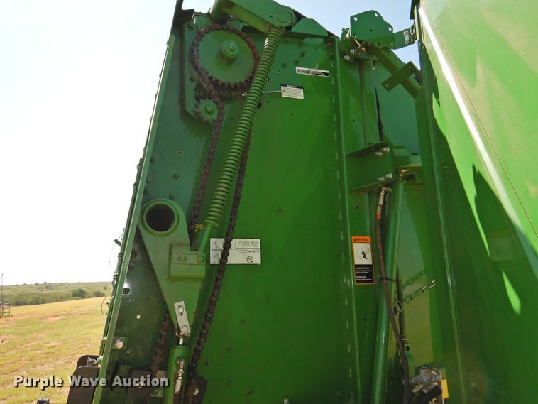 image for item DG1432 2015 John Deere 569 Mega Wide Plus  round baler