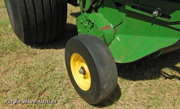 image for item DG1432 2015 John Deere 569 Mega Wide Plus  round baler