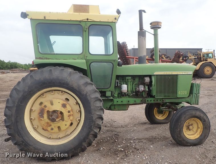 image for item DG2347 John Deere 4320  tractor