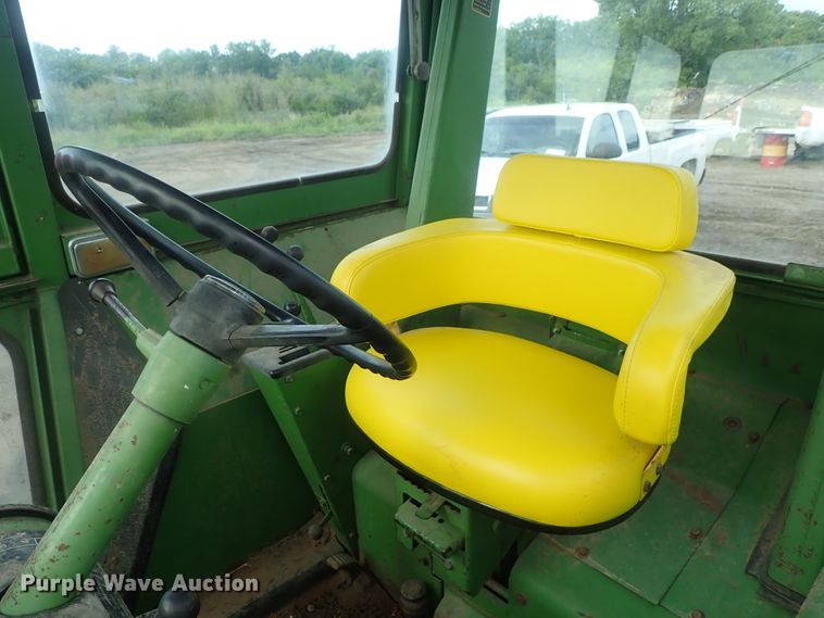 image for item DG2347 John Deere 4320  tractor