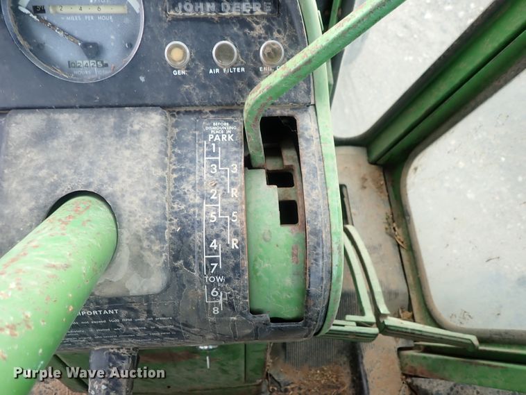 image for item DG2347 John Deere 4320  tractor