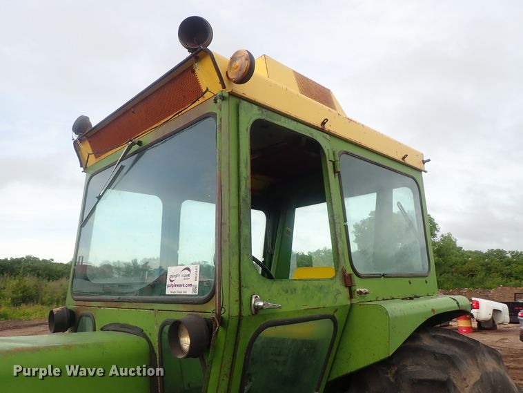 image for item DG2347 John Deere 4320  tractor