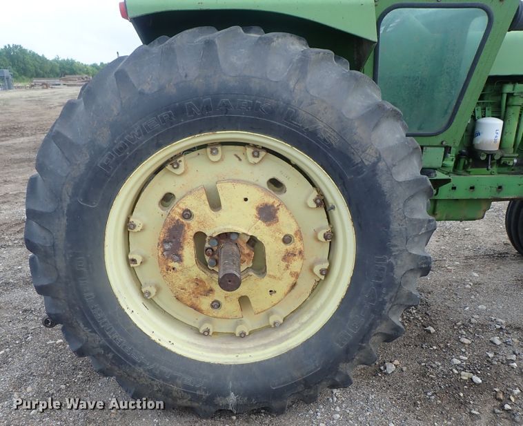 image for item DG2347 John Deere 4320  tractor