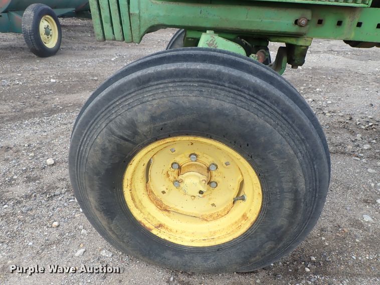 image for item DG2347 John Deere 4320  tractor