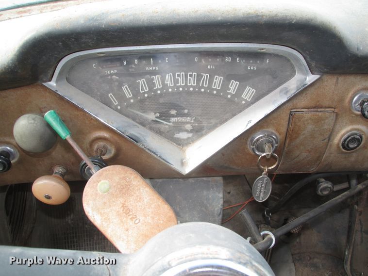 image for item DG2647 1959 Chevrolet Viking 60  grain truck