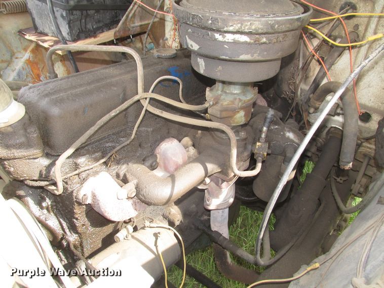 image for item DG2647 1959 Chevrolet Viking 60  grain truck