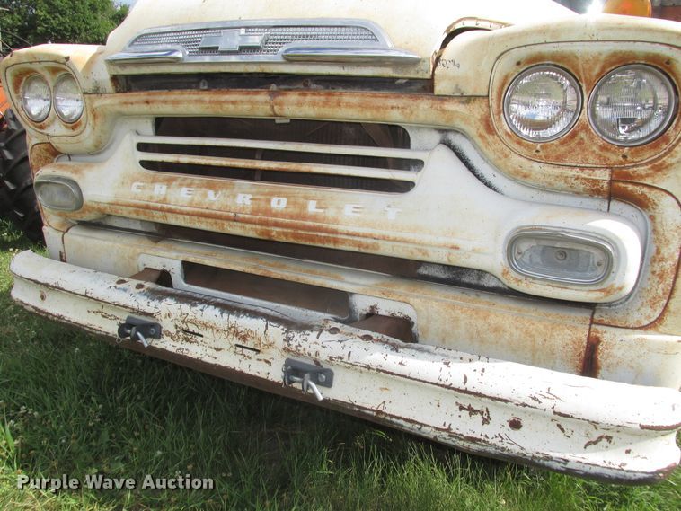 image for item DG2647 1959 Chevrolet Viking 60  grain truck