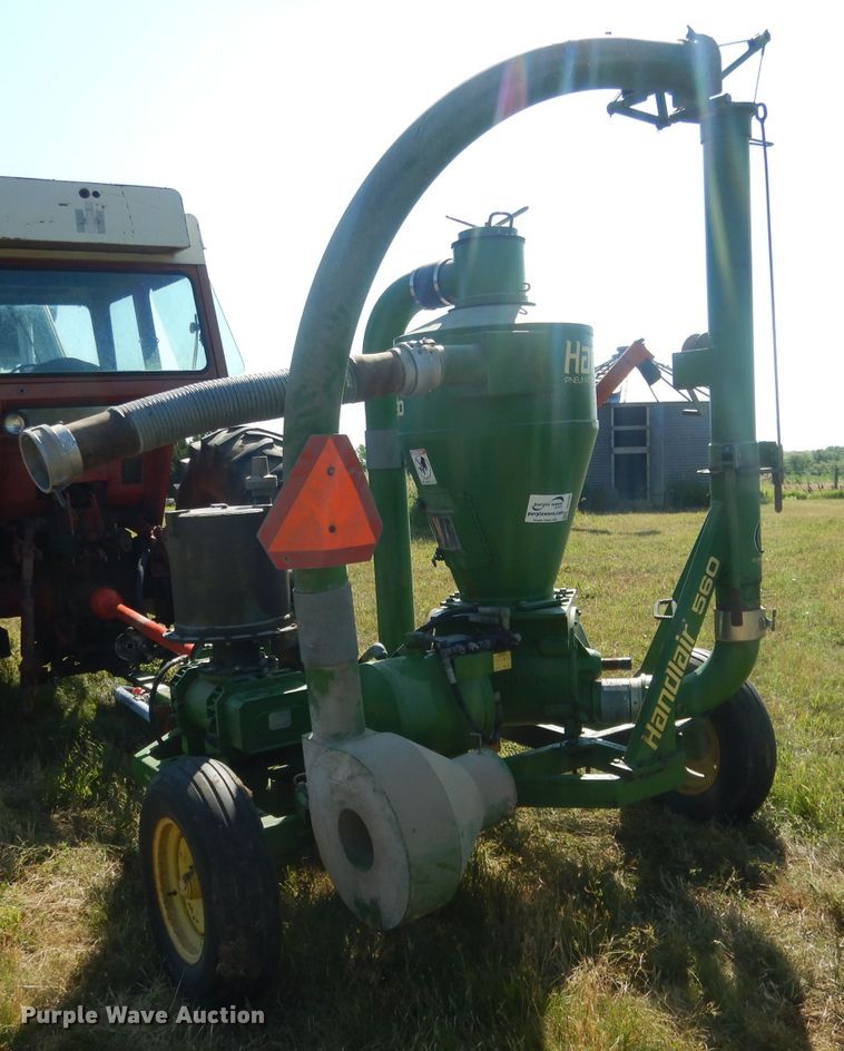 image for item DG4505 Handlair 560 pneumatic grain conveyor