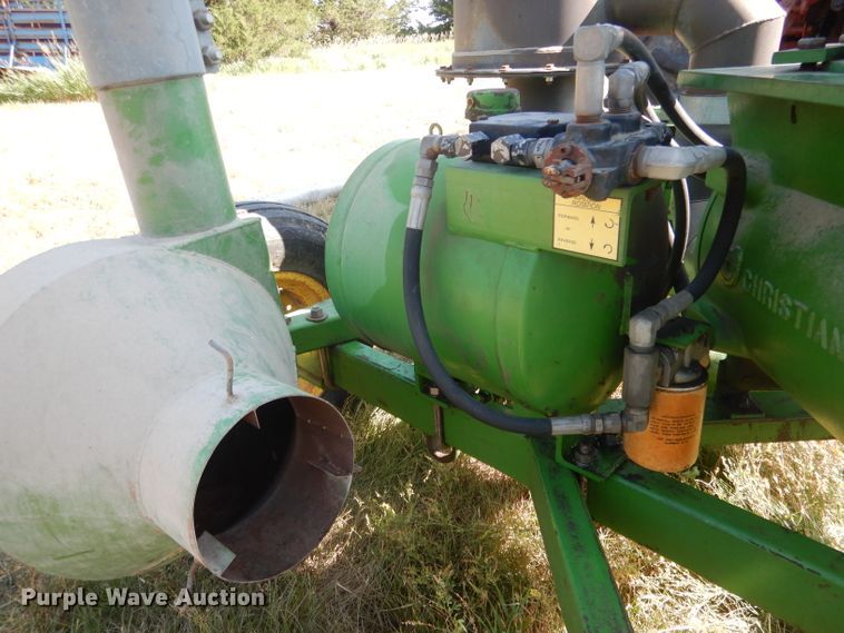 image for item DG4505 Handlair 560 pneumatic grain conveyor