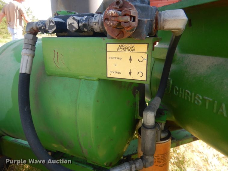 image for item DG4505 Handlair 560 pneumatic grain conveyor