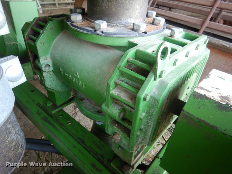 image for item DG4505 Handlair 560 pneumatic grain conveyor