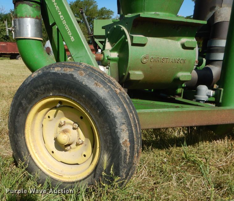 image for item DG4505 Handlair 560 pneumatic grain conveyor