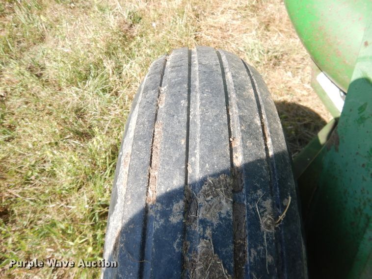 image for item DG4505 Handlair 560 pneumatic grain conveyor