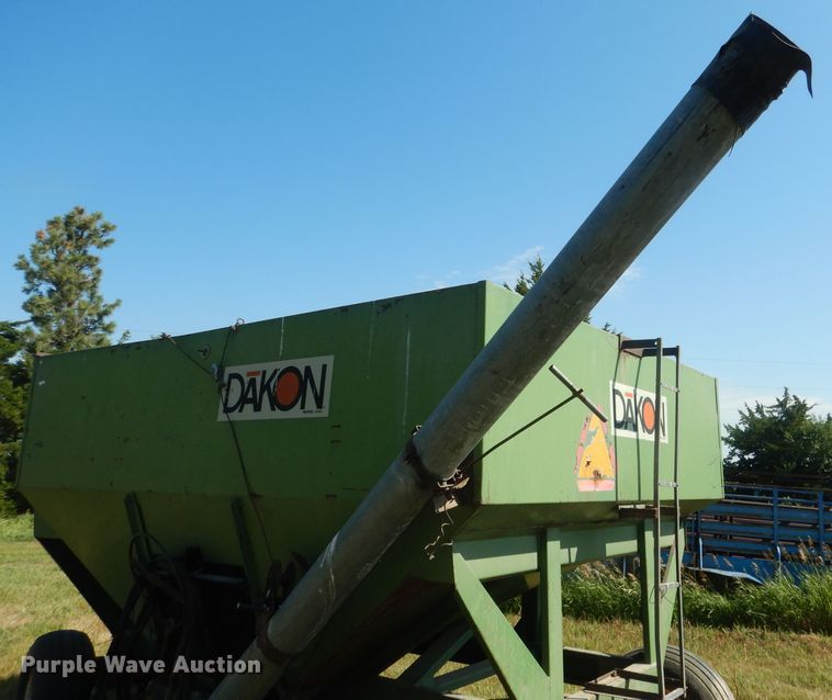 image for item DG4506 Dakon 280 gravity wagon