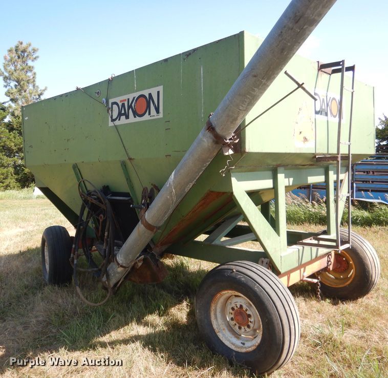 image for item DG4506 Dakon 280 gravity wagon