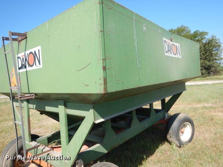 image for item DG4506 Dakon 280 gravity wagon