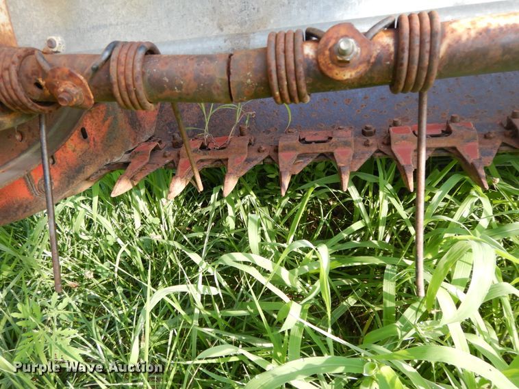image for item DG7953 Hesston 1014  HydroSwing windrower