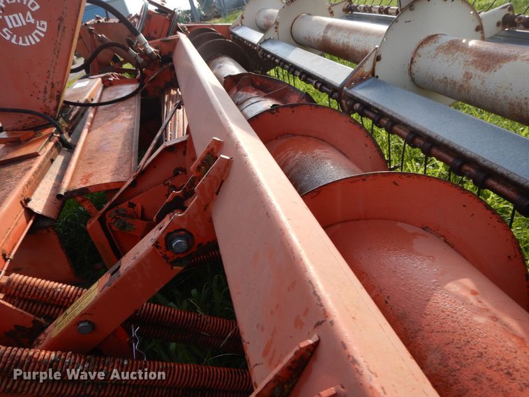 image for item DG7953 Hesston 1014  HydroSwing windrower