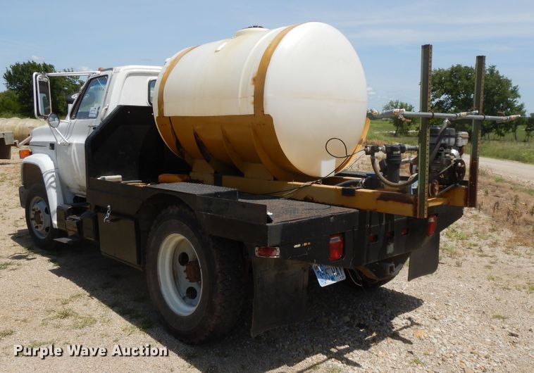 image for item DG7993 1986 Chevrolet C70 applicator truck