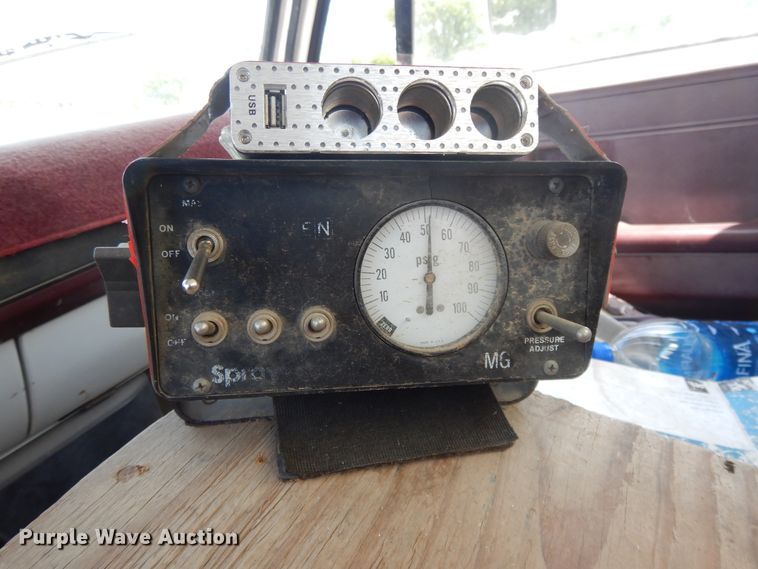 image for item DG7993 1986 Chevrolet C70 applicator truck