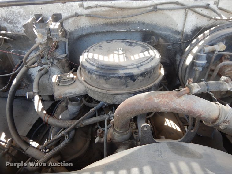 image for item DG7993 1986 Chevrolet C70 applicator truck