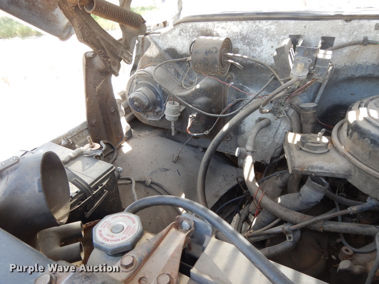 image for item DG7993 1986 Chevrolet C70 applicator truck