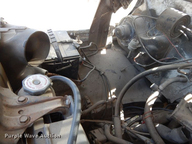 image for item DG7993 1986 Chevrolet C70 applicator truck