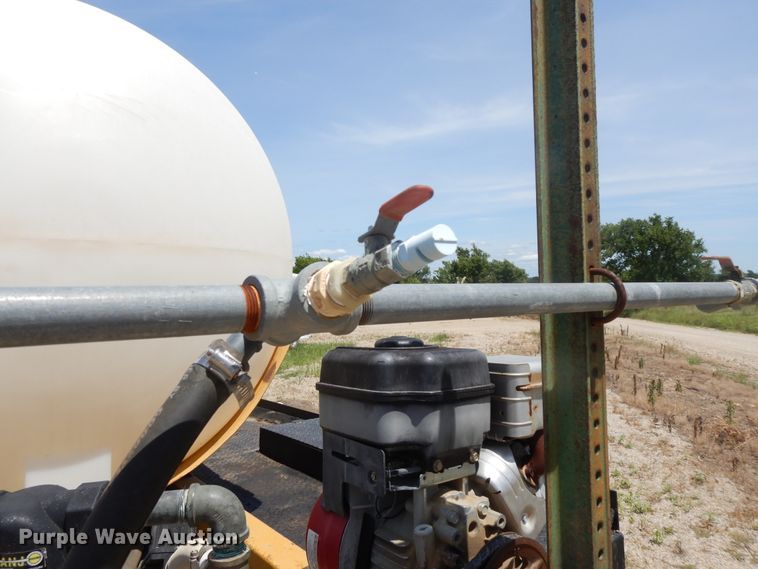 image for item DG7993 1986 Chevrolet C70 applicator truck