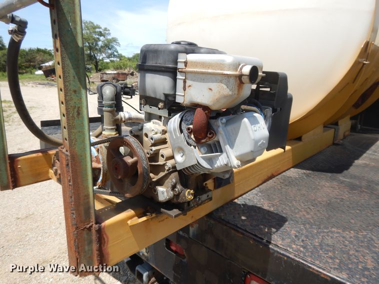 image for item DG7993 1986 Chevrolet C70 applicator truck