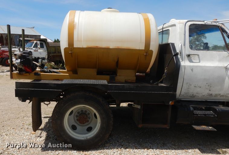 image for item DG7993 1986 Chevrolet C70 applicator truck