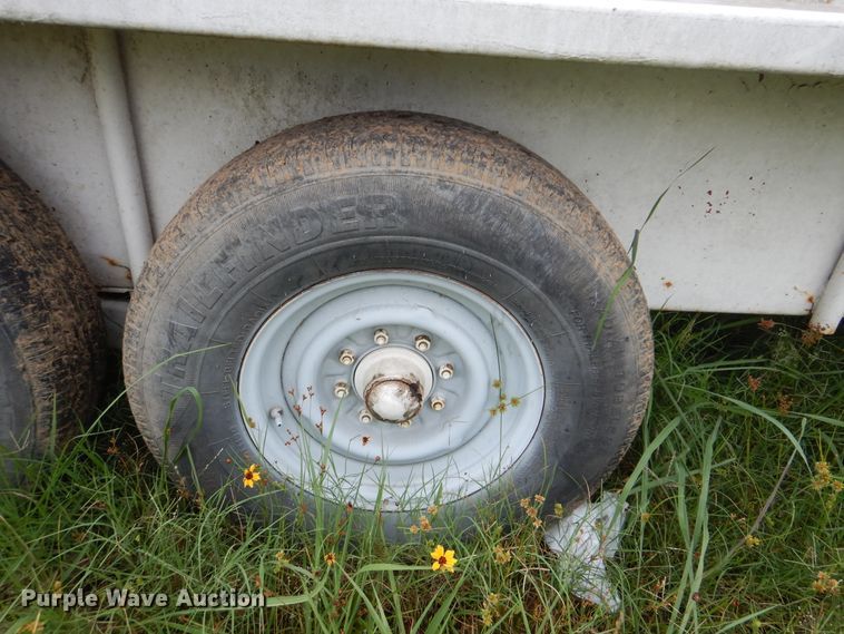 image for item DG8697 1989 Gooseneck Trailers livestock trailer