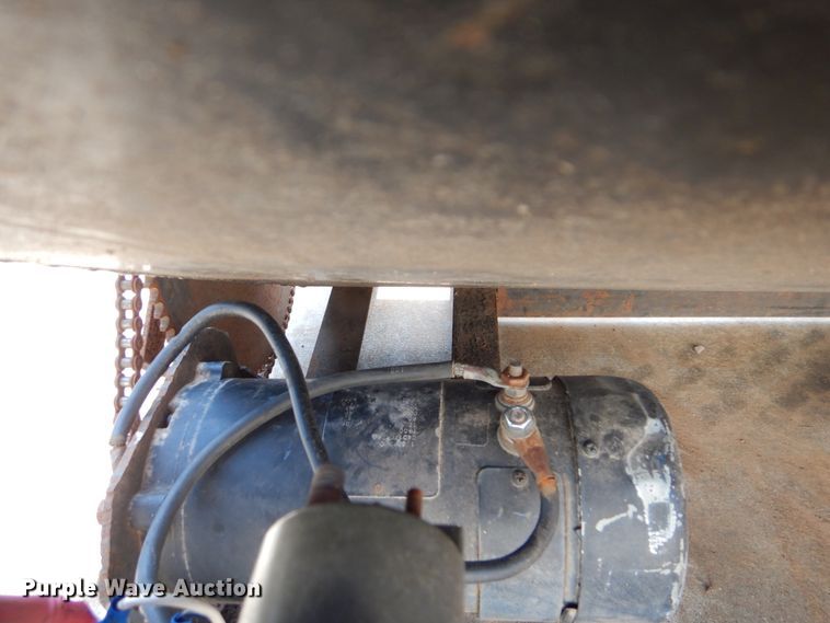 image for item DG8744 Tanner Built cake feeder