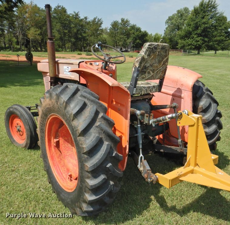 image for item DI0242 Kubota L260  tractor